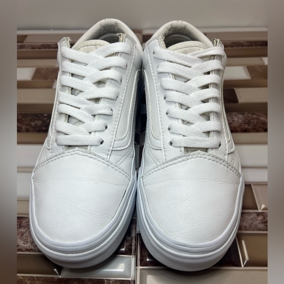 Vans Old Skool Classic Tumble Shoe white leather size 7 in women size 5.5 in men - Picture 9 of 15